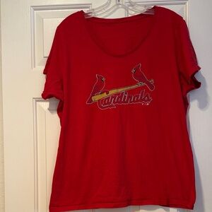 Red Cardinals Graphic T-Shirt